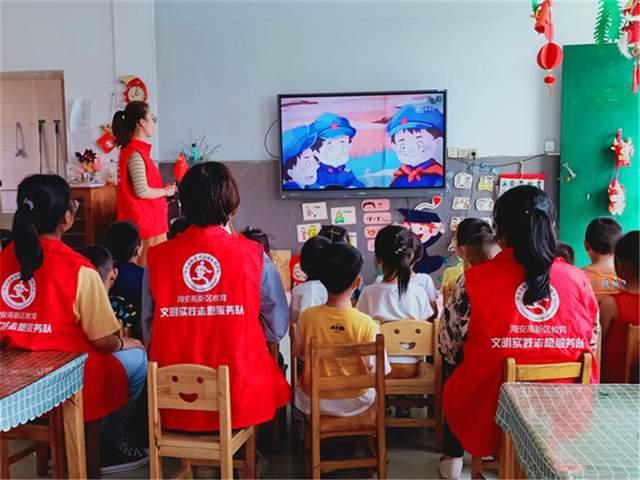 可爱女孩变芭比